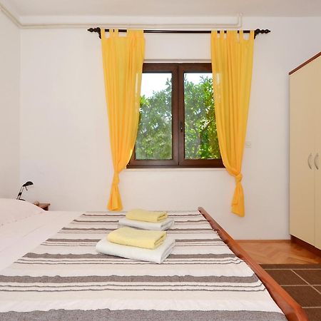Apartments By The Sea Slatine, Ciovo - 12176 Habitación foto