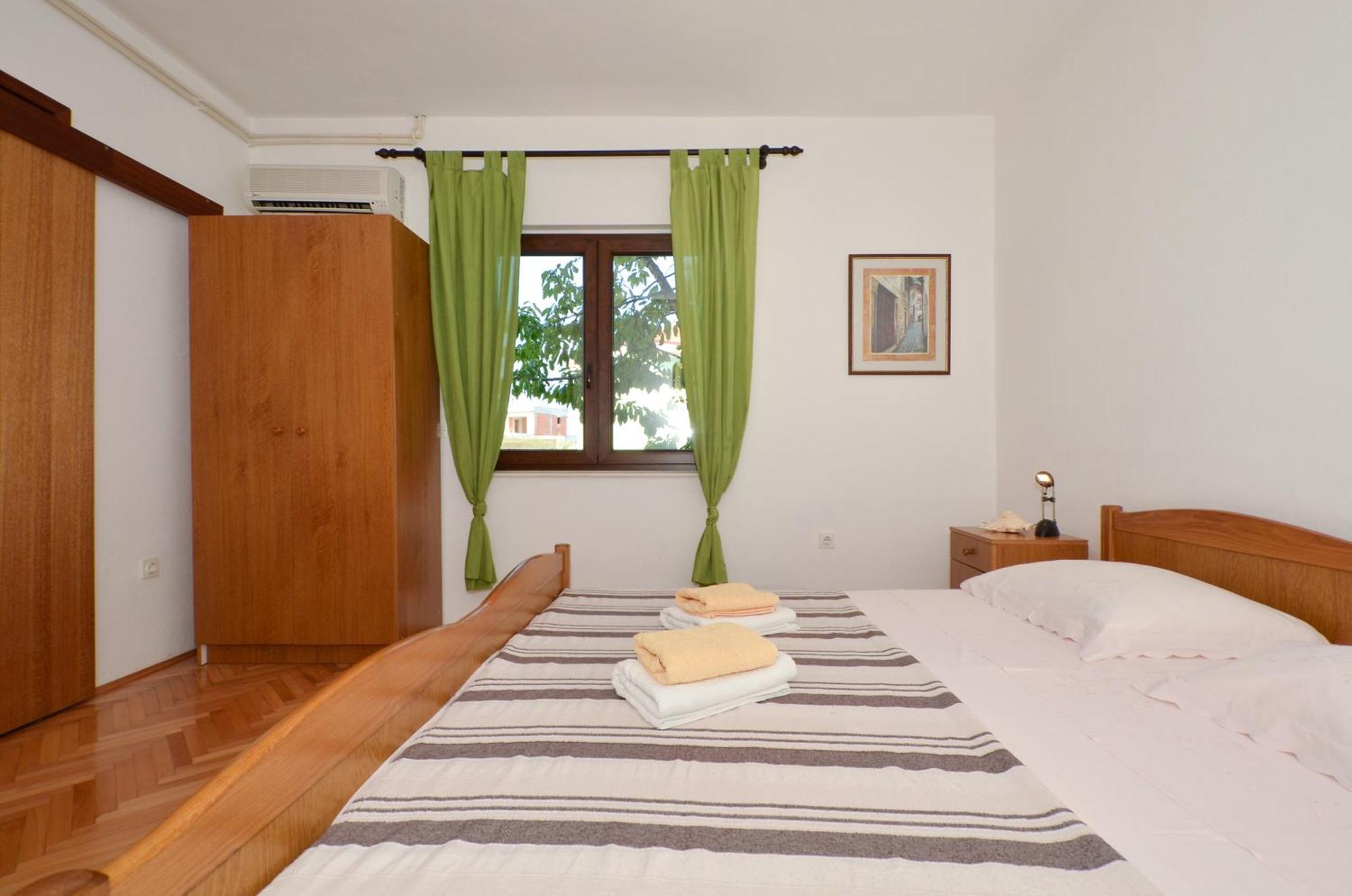 Apartments By The Sea Slatine, Ciovo - 12176 Habitación foto