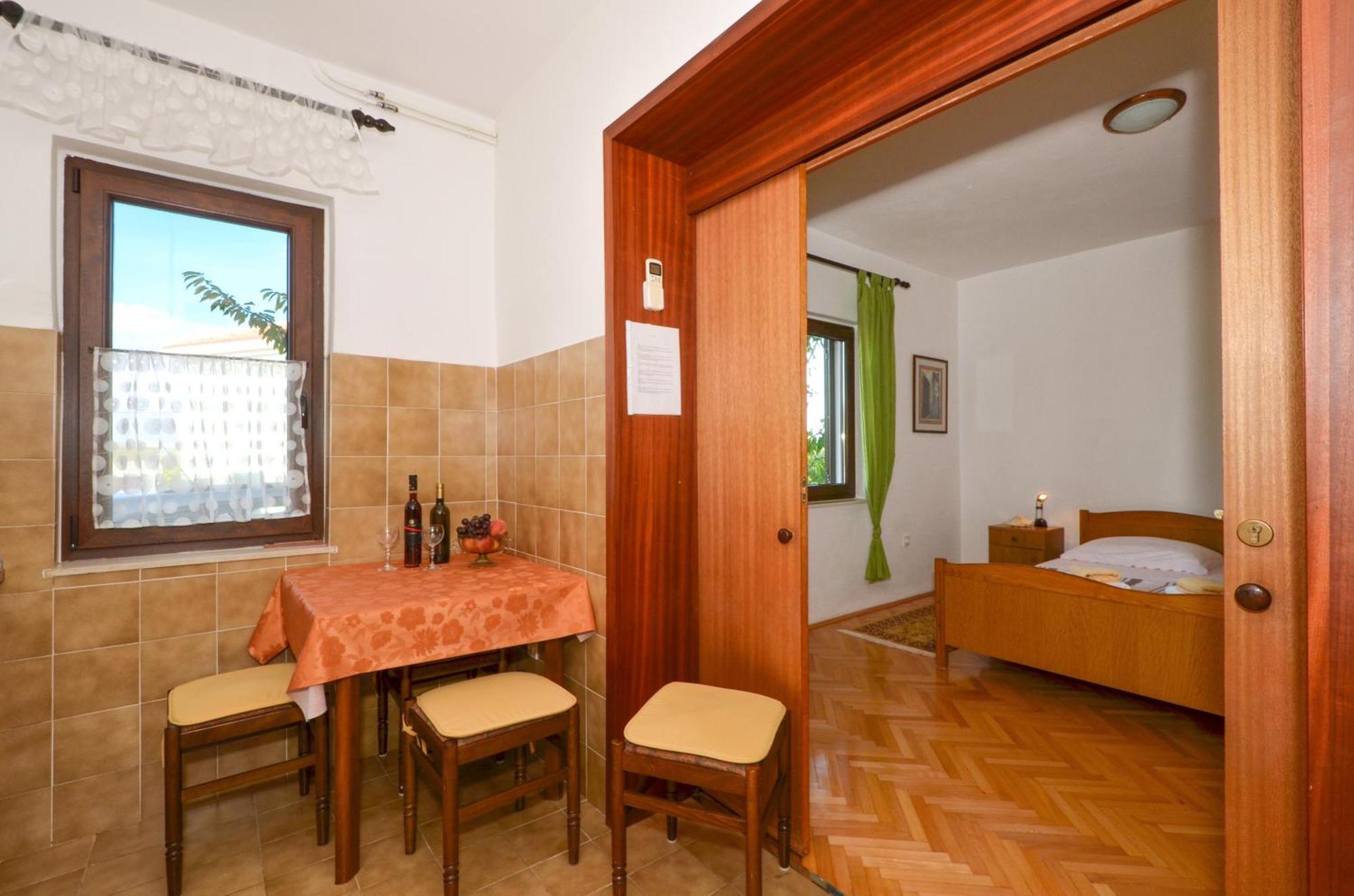 Apartments By The Sea Slatine, Ciovo - 12176 Habitación foto